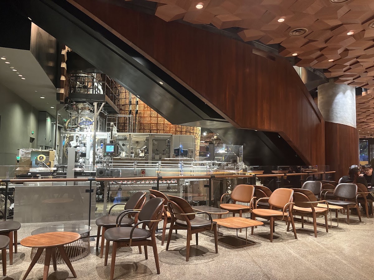 Starbucks Reserve Roastery 星巴克臻选上海烘焙工坊