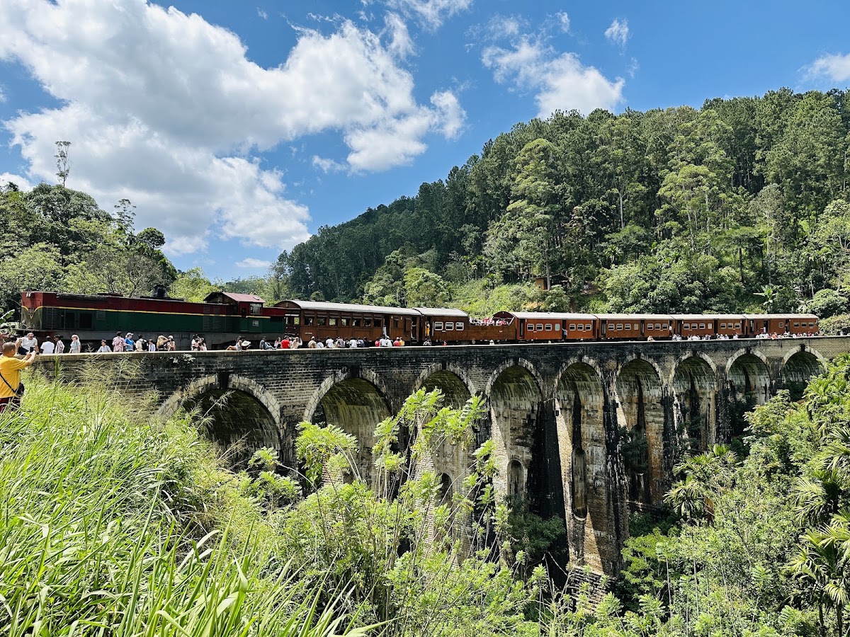 Nine Arches Bridge Viewpoint