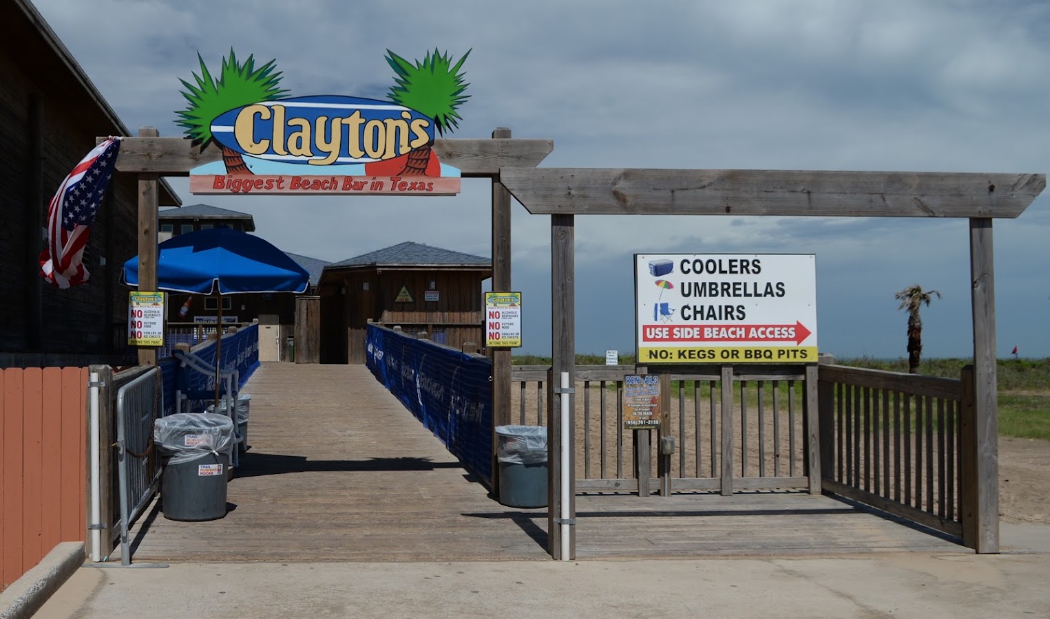 Clayton's Beach Bar